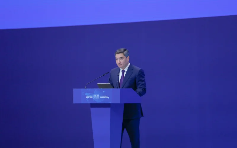 Олжас Бектенов