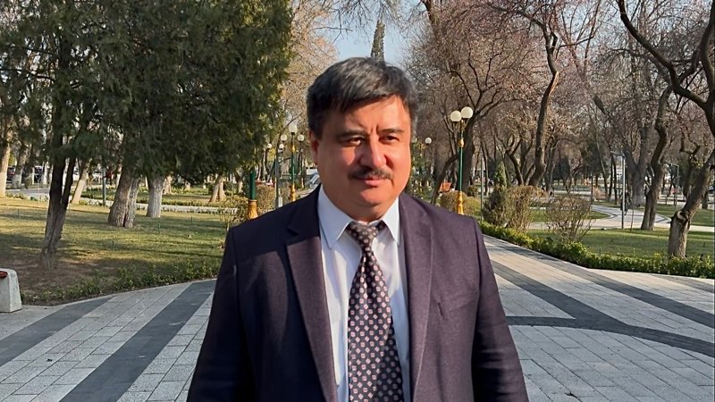 Равшан Назаров