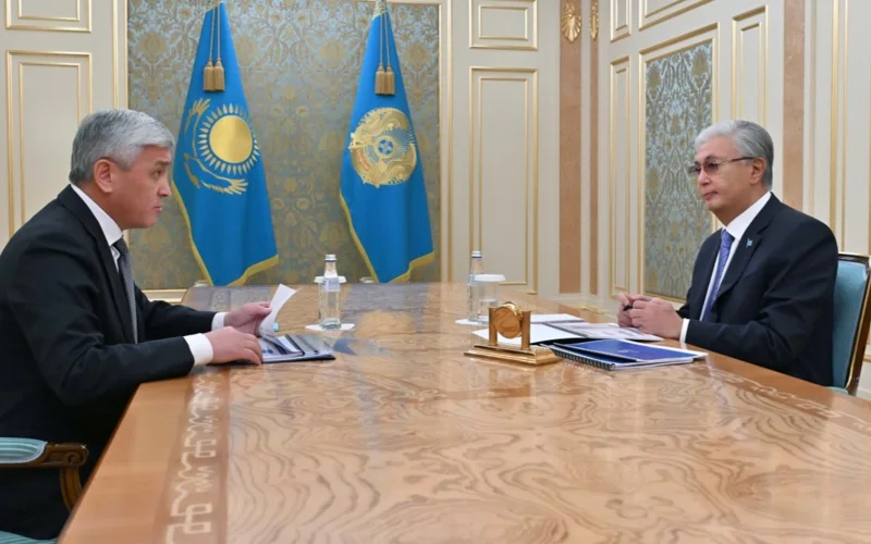 Глава государства принял акима Карагандинской области Ермаганбета Булекпаева