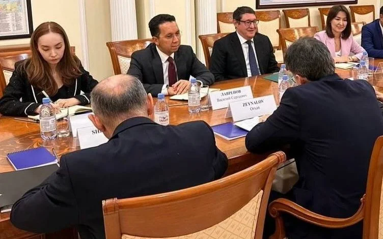 Qazaqstan men Ázerbaıjan beıbit atom salasyndaǵy yntymaqtastyqty nyǵaıtady  