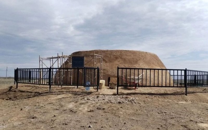 В Карагандинской области реставрируют пять древних мавзолеев В Карагандинской области реставрируют пять древних мавзолеев