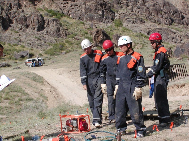Каждая секунда на счету: как алматинские спасатели действуют в ЧП Каждая секунда на счету: как алматинские спасатели действуют в ЧП