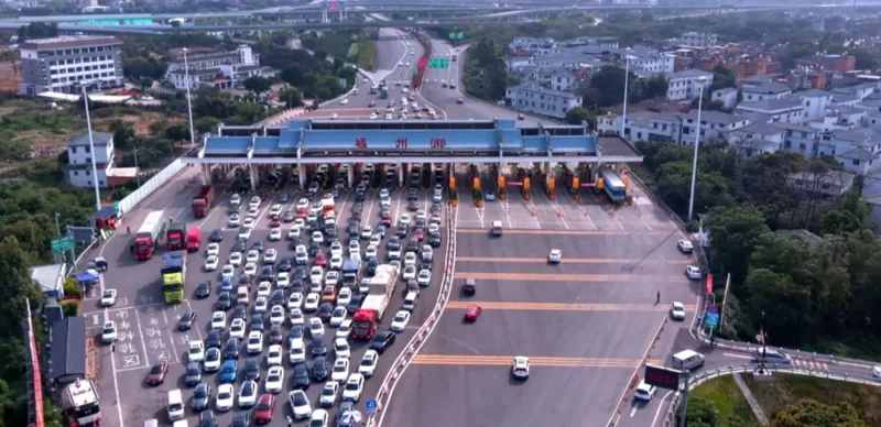 Merekelik demalysta týrıster sany 2 mlrd 360 mln-ǵa jetedi — sheteldegi qazaq baspasózi 