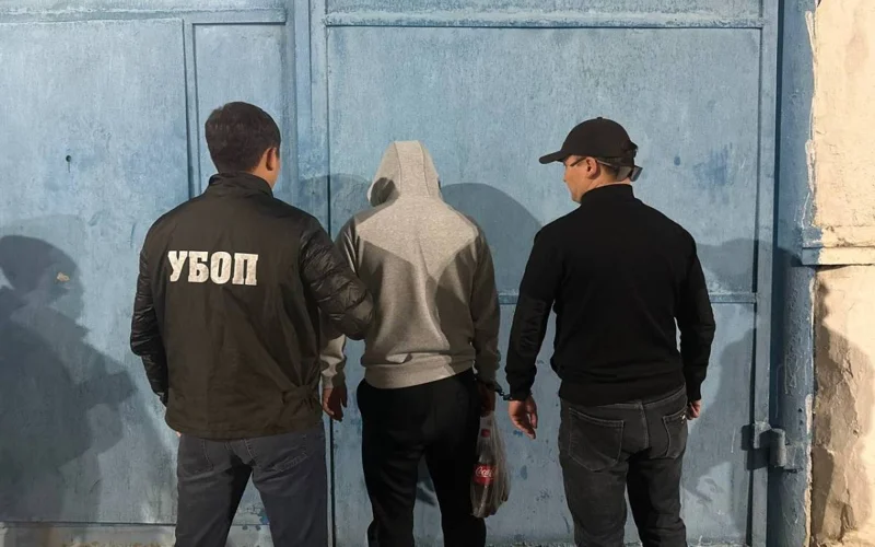 В ЗКО задержали подозреваемого в вымогательстве