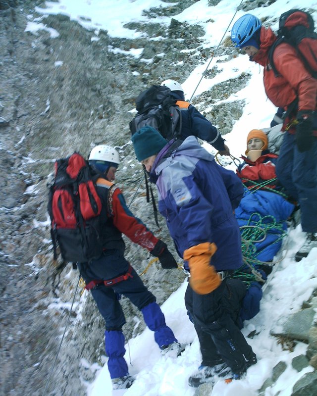 Каждая секунда на счету: как алматинские спасатели действуют в ЧП Каждая секунда на счету: как алматинские спасатели действуют в ЧП