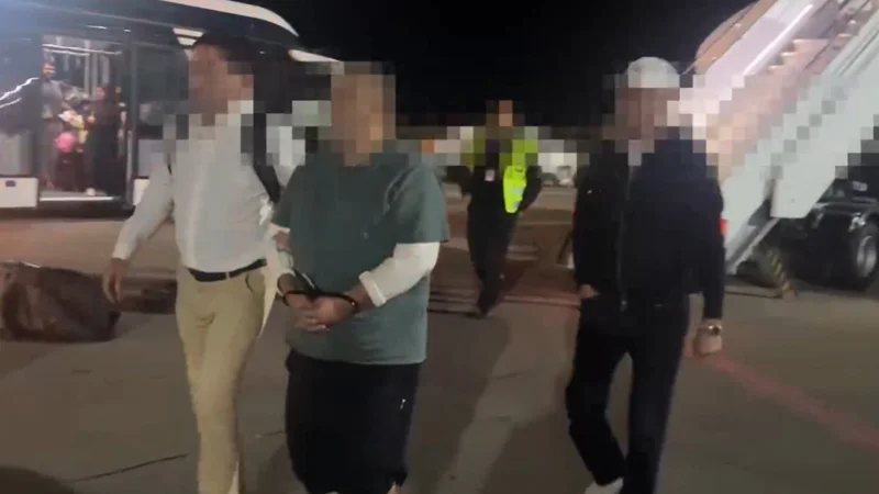 300 млн теңгеден астам заңсыз мұнай саудасына қатысы бар күдікті Дубайдан Қазақстанға жеткізілді