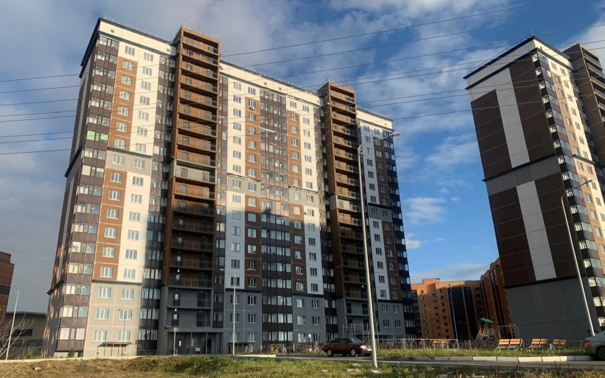 Жас қаншық дірілдеп кетеді