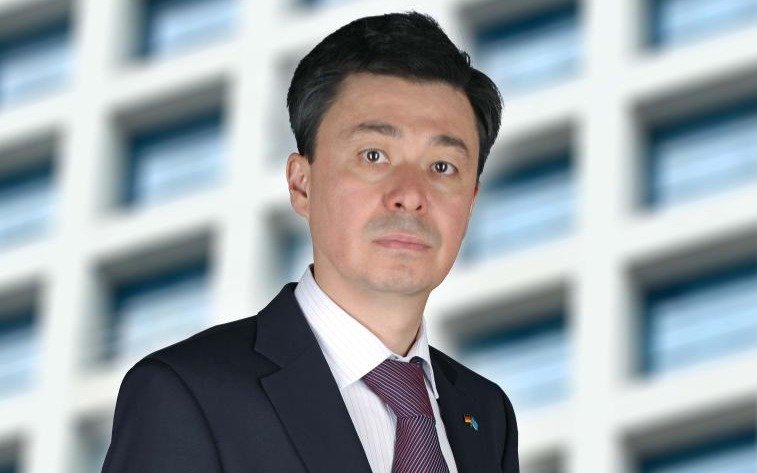 ИСКАКОВ Ерлан Узанович ИСКАКОВ Ерлан Узанович