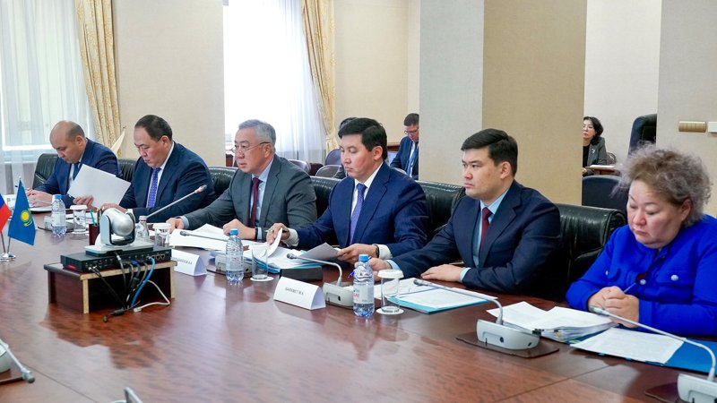 Қазақстан мен Ресей өзара тауар айналымын арттыру мәселесіне баса назар аудармақ