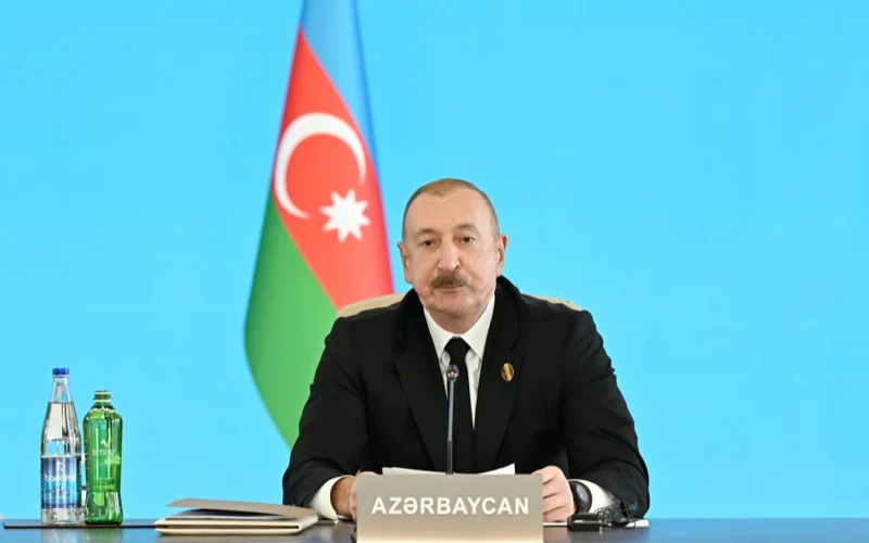 Алиев призвал к военному единству тюркских стран на саммите в Габале