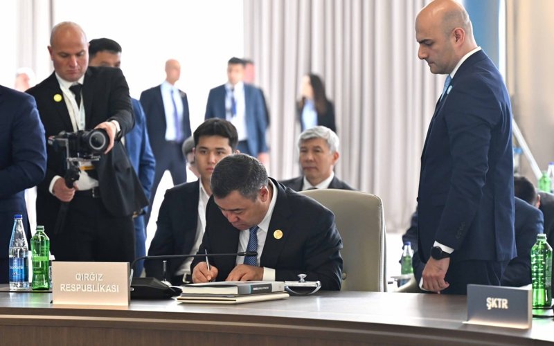 Túrki memleketteri uıymy HІІ sammıtinde Gabala deklaratsııasyna qol qoıyldy Túrki memleketteri uıymy HІІ sammıtinde Gabala deklaratsııasyna qol qoıyldy