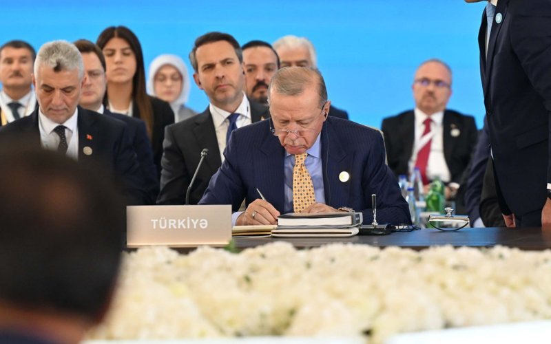 Túrki memleketteri uıymy HІІ sammıtinde Gabala deklaratsııasyna qol qoıyldy Túrki memleketteri uıymy HІІ sammıtinde Gabala deklaratsııasyna qol qoıyldy