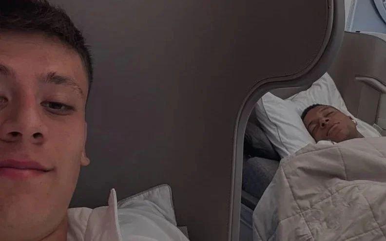Qazaqstanǵa sapar ońaı bolǵan joq: Mbappe ushaqta túsirilgen sýretke pikir bildirdi