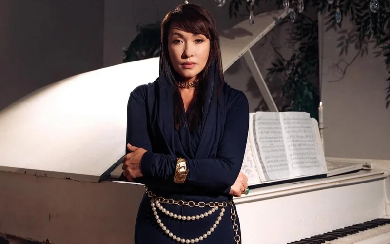 «Өмірге ғашықпын»: Толқын Забирова тыңдармандарына тосынсый дайындап жатыр