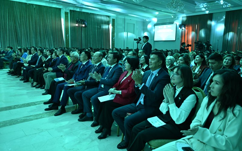 AMANAT: Jasandy ıntellekt bilim berý júıesine qajet mańyzdy múmkindikterge jol ashady AMANAT: Jasandy ıntellekt bilim berý júıesine qajet mańyzdy múmkindikterge jol ashady