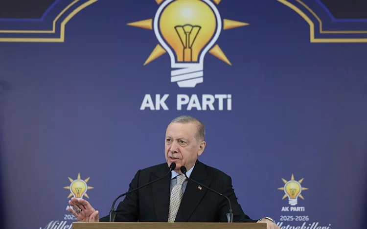 Эрдоган снова напомнил о «новой конституции»: Турция может обновить основной закон