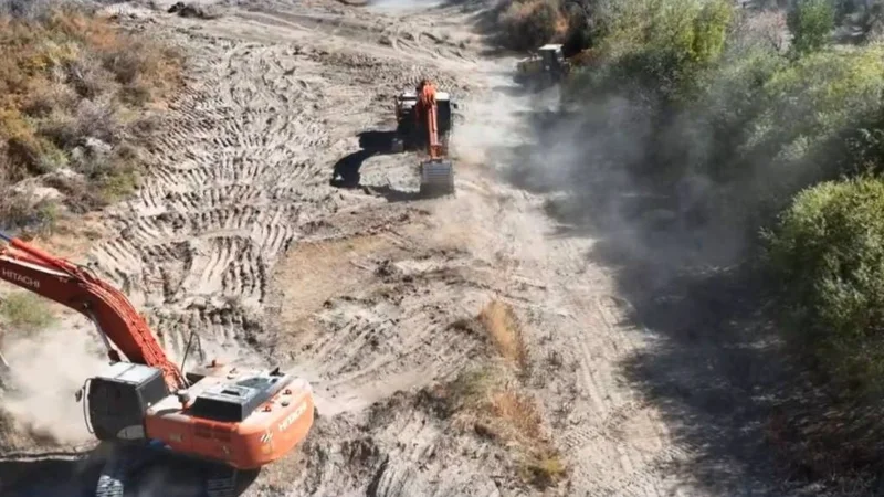 Фурмановский обводной канал очищают впервые за 40 лет