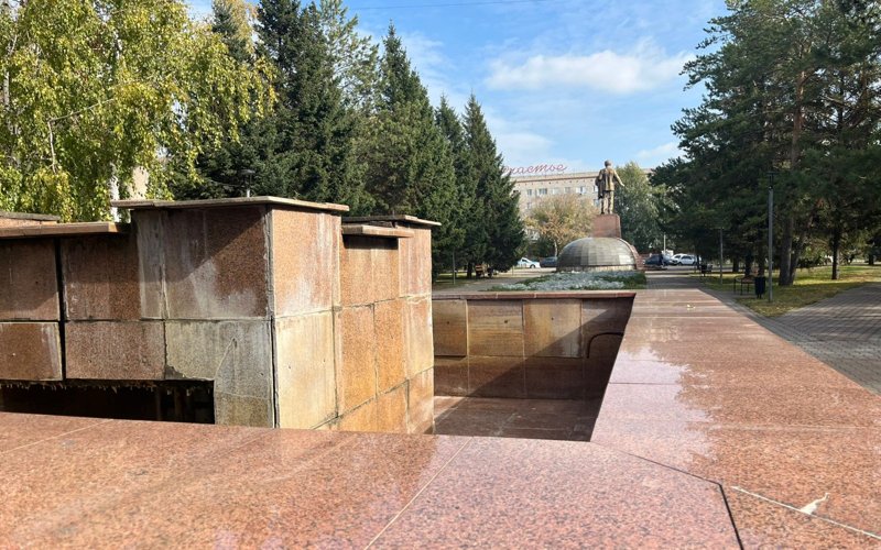 Фонтаны законсервировали в Павлодаре фонтаны