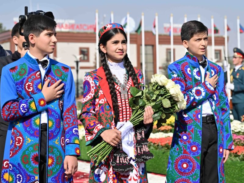 President Tokayev arrives in Dushanbe President Tokayev arrives in Dushanbe