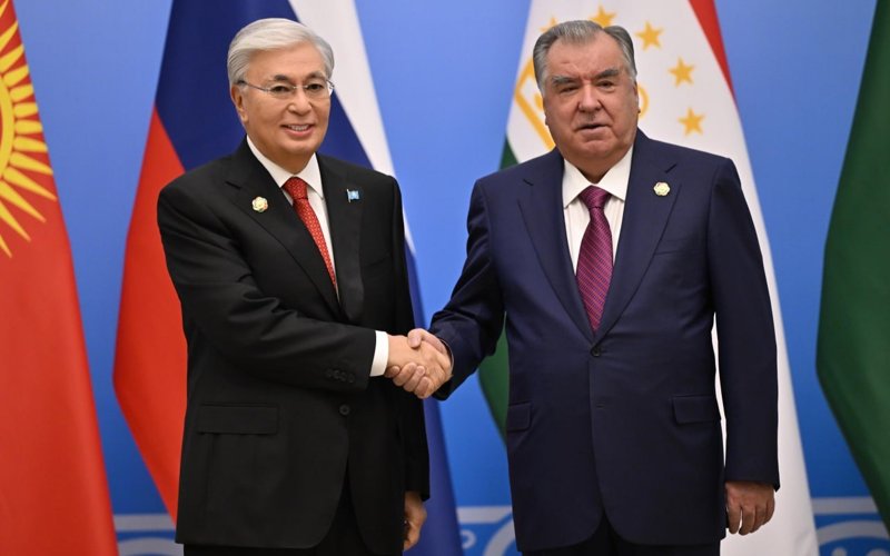 Касым-Жомарт Токаев прибыл во Дворец приемов в Душанбе