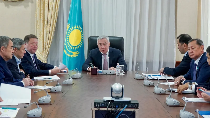 Серик Жумангарин провел совещание, посвященное развитию Торгайского региона
