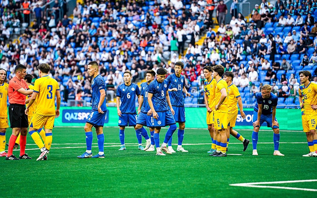 Порно жұлдыз Дарья Рыкова Клиторальды безендіру