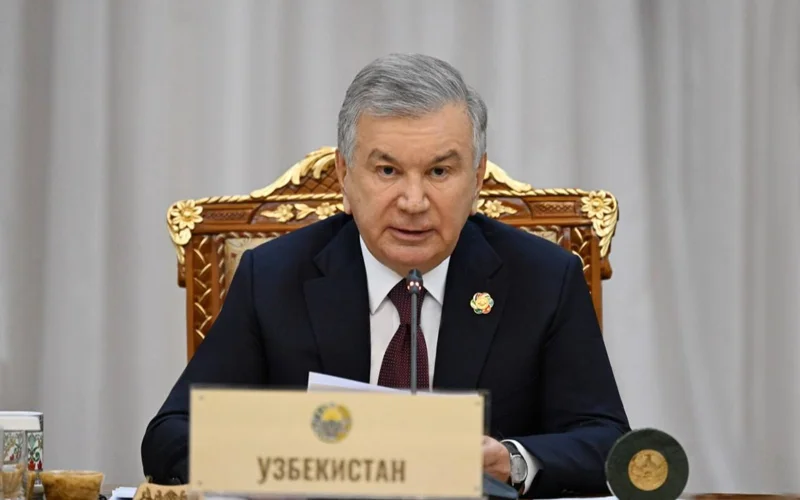 Шавкат Мирзиёев Бұхарада «Орталық Азия — Ресей» өнеркәсіптік хабын құруды ұсынды