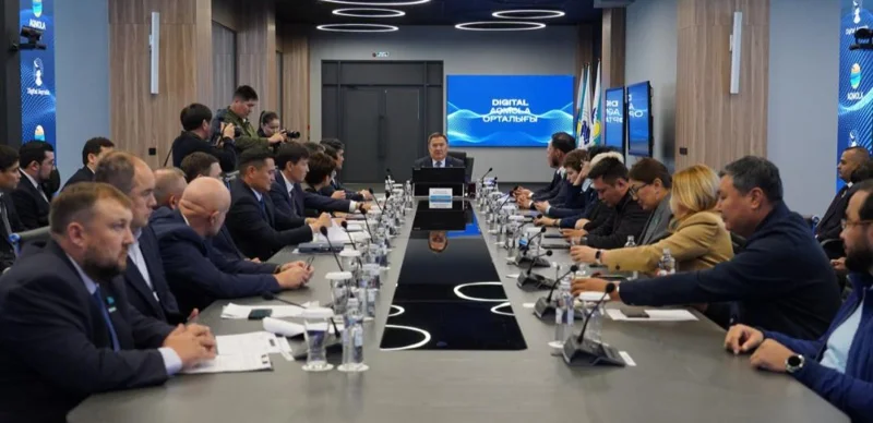 Марат Ахметжанов встретился с депутатами