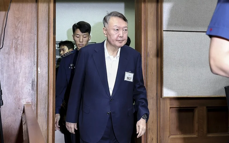 Special counsel again extends probe into ex-Korean President Yoon by 30 days