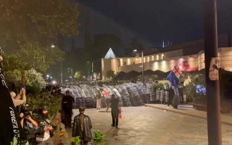 Число задержанных участников беспорядков в Грузии выросло до 39