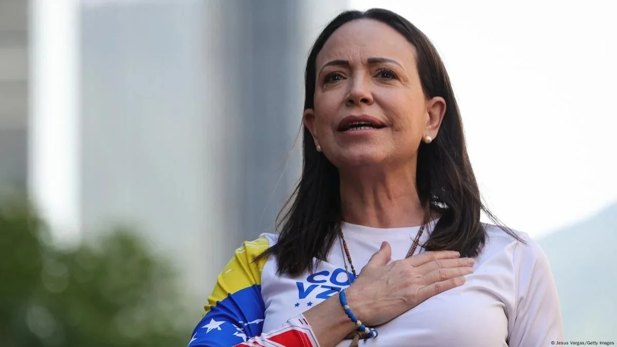 Күзетшімен онлайн секс