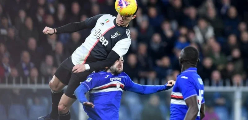 допты баспен сүзу