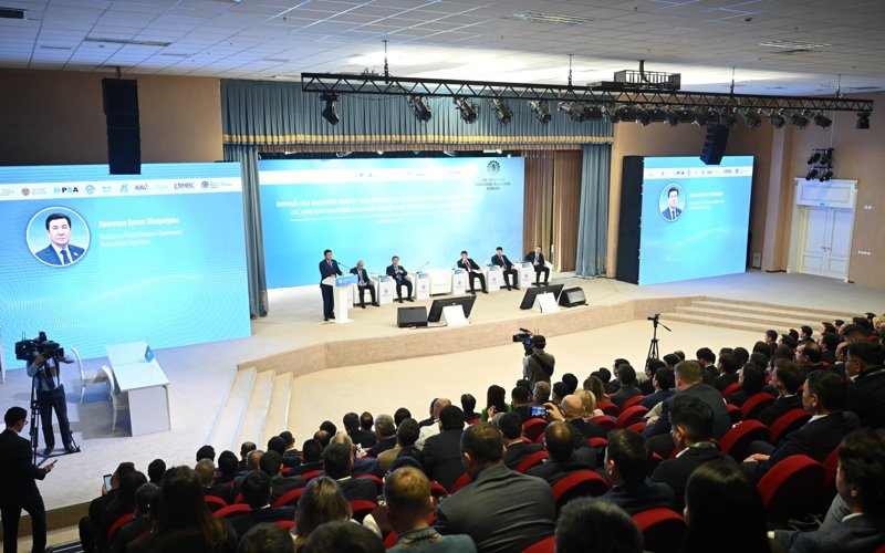 Qoshanov: Bizdiń strategııalyq maqsatymyz – shıkizatqa táýeldilikten arylý Qoshanov: Bizdiń strategııalyq maqsatymyz – shıkizatqa táýeldilikten arylý