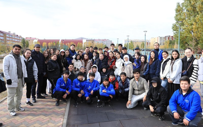 В рамках акции «Таза Қазақстан» в Актюбинской области было высажено около 7300 саженцев