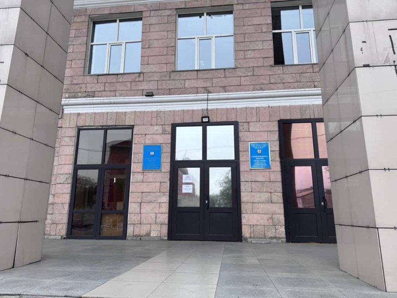 В Семее начались первые в Казахстане выборы акима областного центра В Семее начались первые в Казахстане выборы акима областного центра