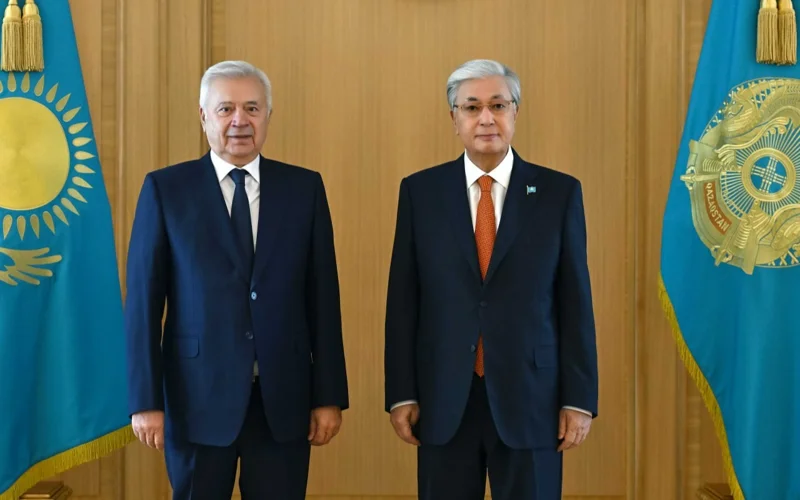 Head of State Kassym-Jomart Tokayev has met today Vagit Alekperov, shareholder of Lukoil, Kazinform News Agency reports.