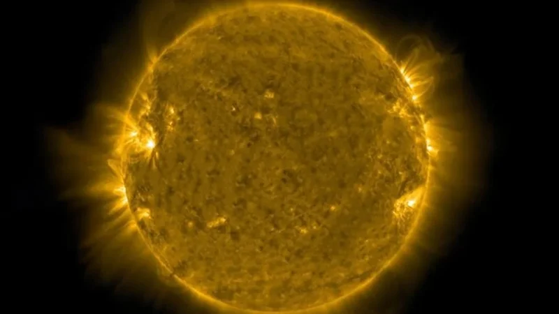 Qassim astronomers detect large sunspots, predict moderate solar flares