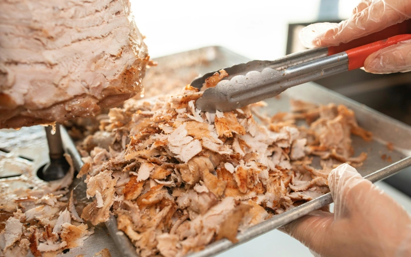 За стихийную торговлю в Алматы выписали штрафов на 36 млн тенге