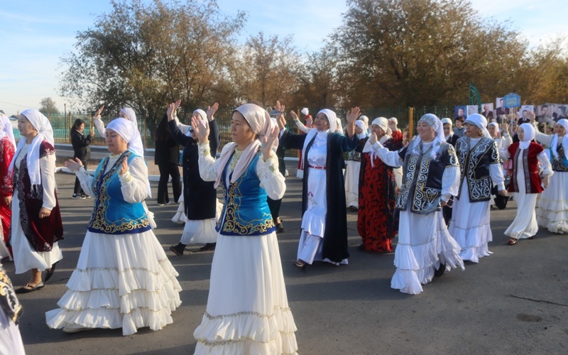 В Индерском районе Атырауской области прошел международный форум сельских женщин В Индерском районе Атырауской области прошел международный форум сельских женщин