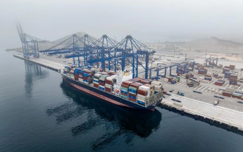 Первое судно по арктическому маршруту прибыло из Китая в Европу