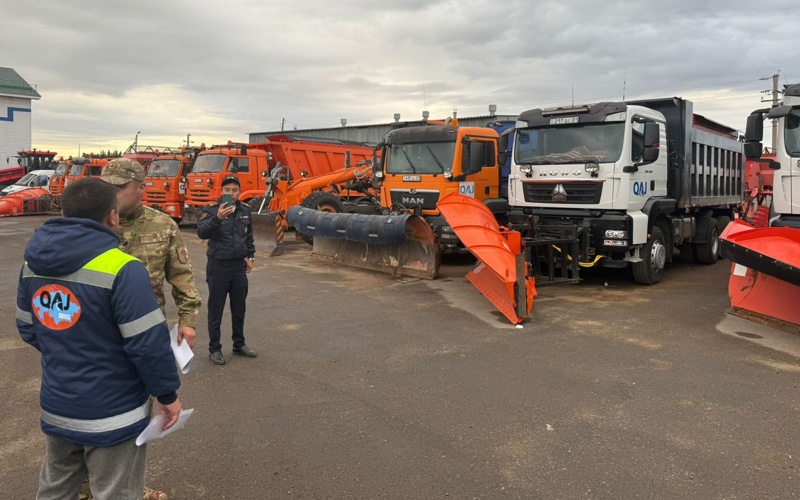 Как карагандинские трассы готовят к зиме Как карагандинские трассы готовят к зиме