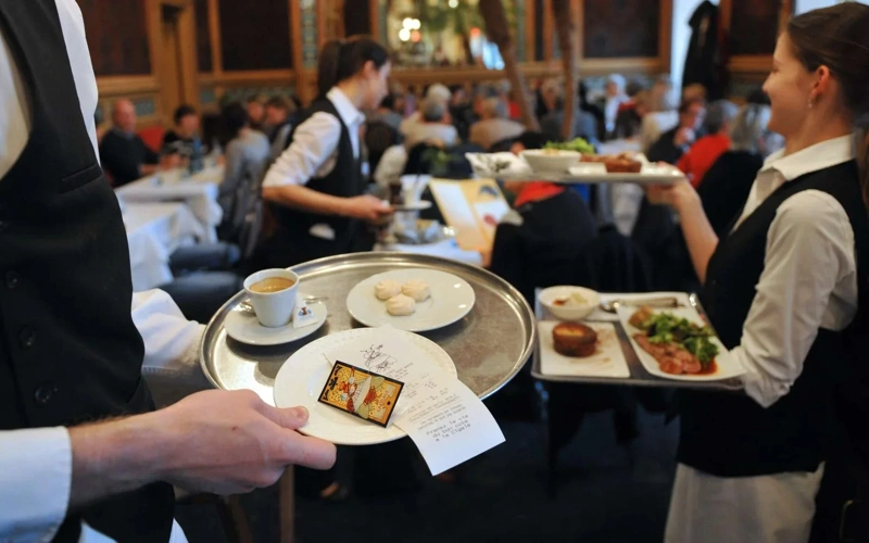 Kyrgyzstan to ban service charges in cafes and restaurants starting 2026