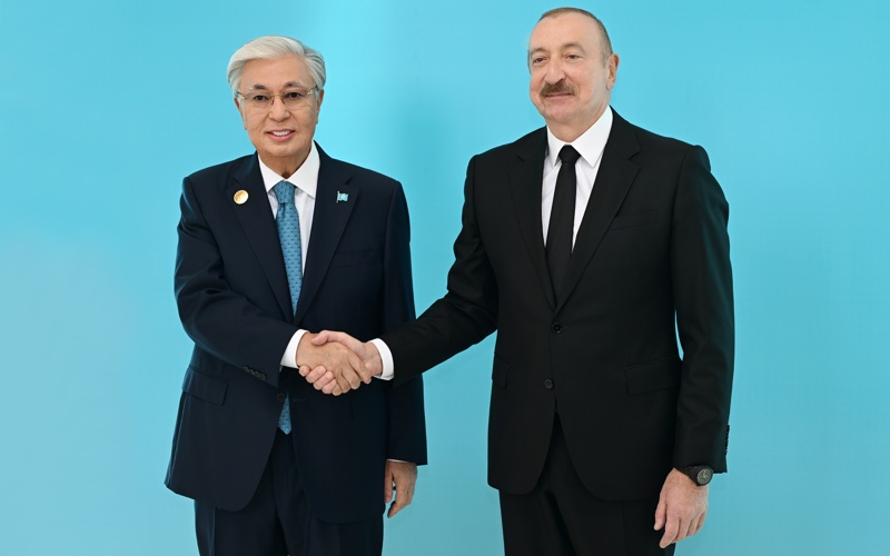 Otdelno hotelos by podcherknýt ıstorıcheskoe znachenıe Pervogo tıýrkologıcheskogo sezda, sostoıavshegosıa v 1926 godý v Baký. Eto sobytıe stalo vajnoı vehoı v razvıtıı tıýrkskoı naýkı, kýltýry ı edınstva. V sledýıýşem godý ıspolnıtsıa 100 let so dnıa provedenııa etogo znamenatelnogo forýma, ı ıýbıleı Pervogo tıýrkologıcheskogo sezda planırýetsıa torjestvenno otmetıt v ramkah OTG.