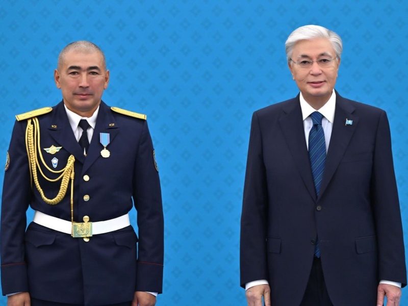 Kazakh President awards state decorations to rescuers Kazakh President awards state decorations to rescuers