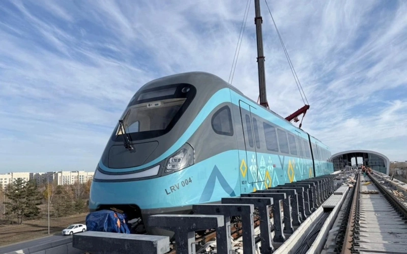 Third LRT train lifted onto track in Astana
