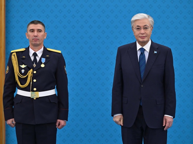Kazakh President awards state decorations to rescuers Kazakh President awards state decorations to rescuers