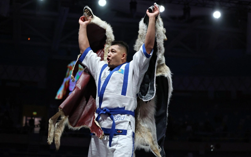 Әскер барысы Марат Байқамұров «Қазақстан Барысы – 2025» турнирінде топ жарды