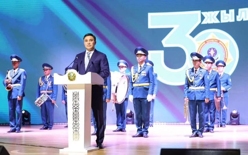 В Шымкенте поздравили спасателей с профессиональным праздником