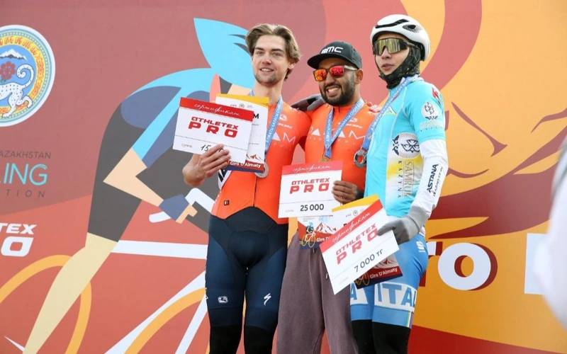 Almatydaǵy velojarysqa 200-den astam velosıpedshi qatysty