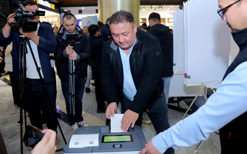Kyrgyzstan tests new voting system